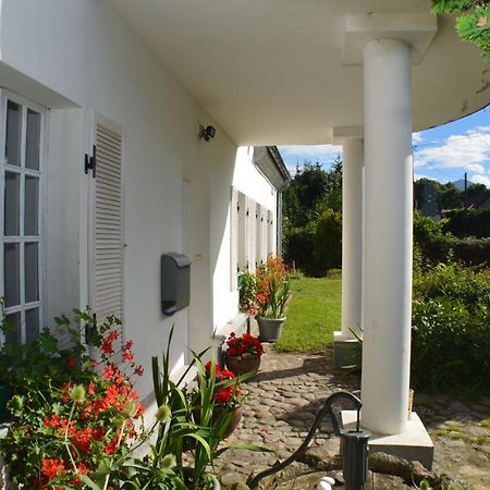 Biały Dwór Kostrzyca Exterior foto